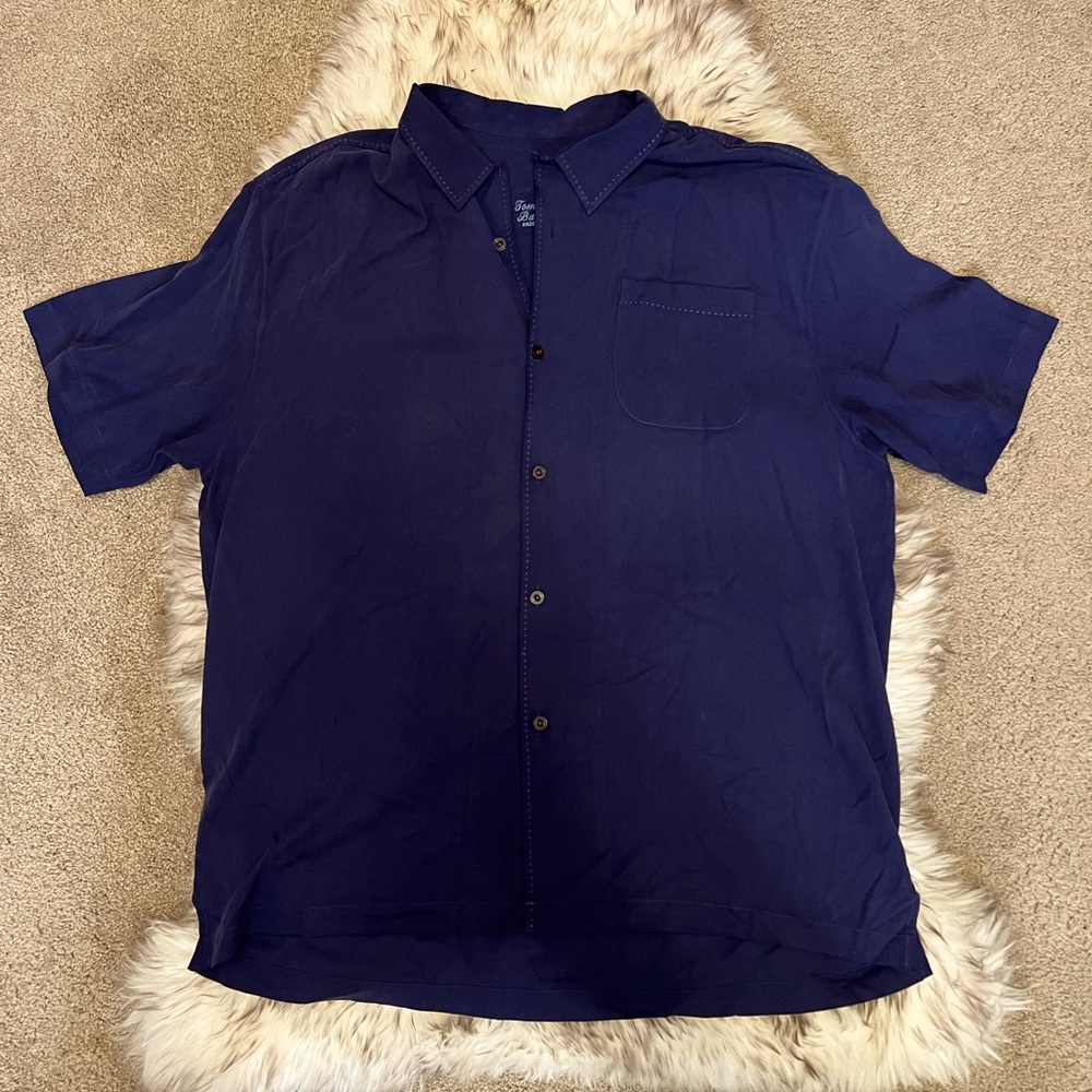 Tommy Bahama 100% Silk Button Down